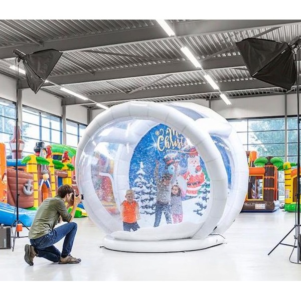 Snowglobe opblaasbaar Snowglobe opblaasbaar